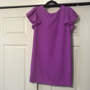 Flutter sleeve dress